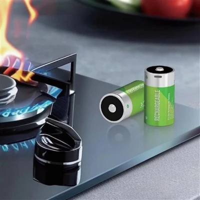 Wie lade ich einen Lithium-Akku zum ersten Mal auf?